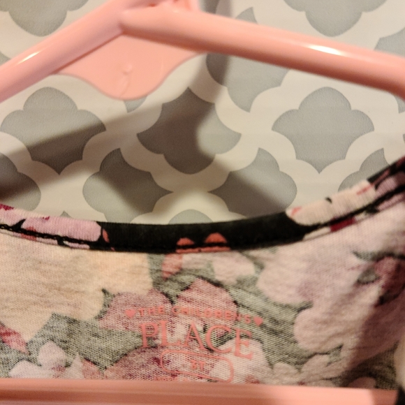 2 dresses - Picture 5 of 9